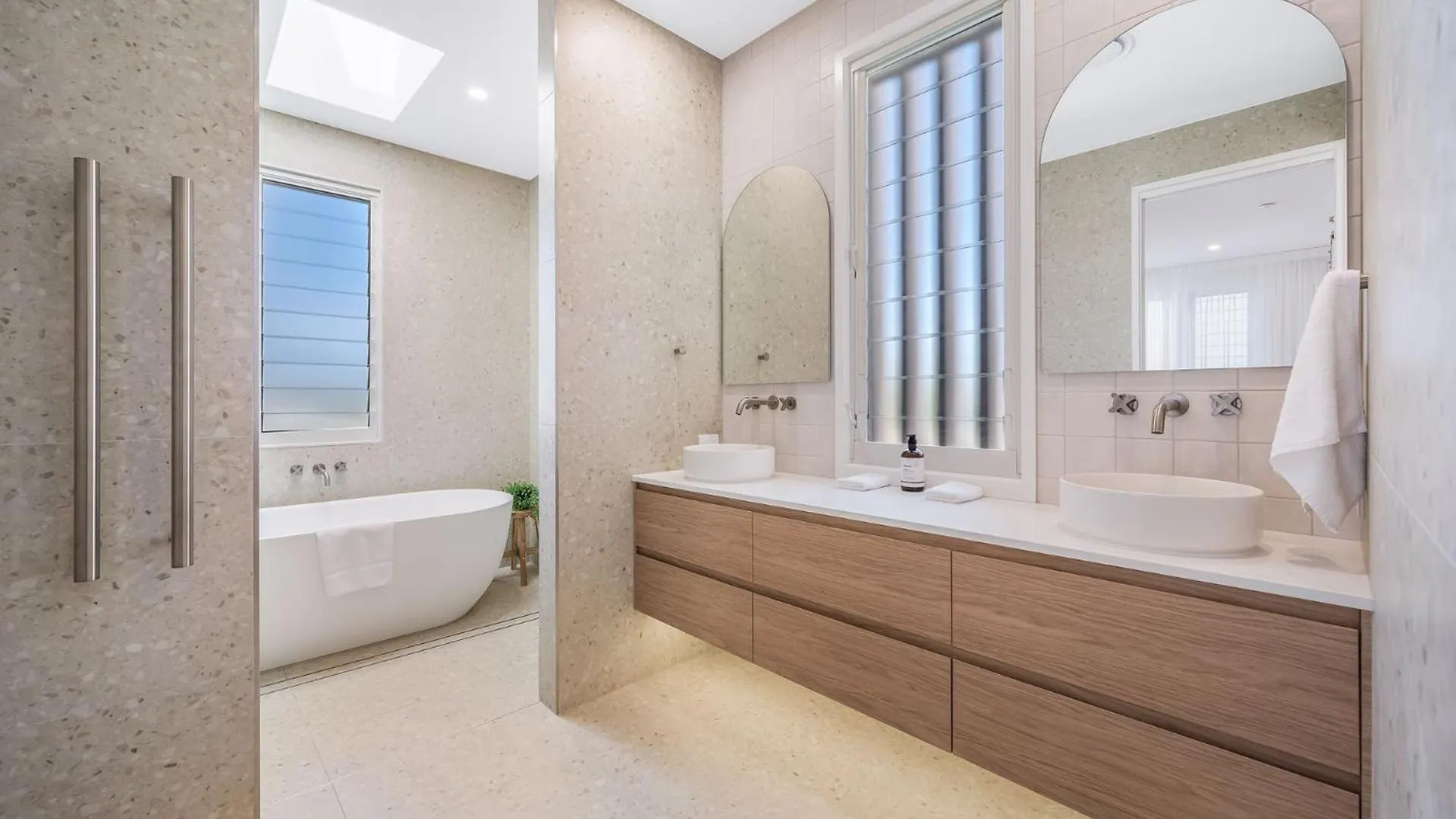 47 Theresa Street Golden Beach 0*,